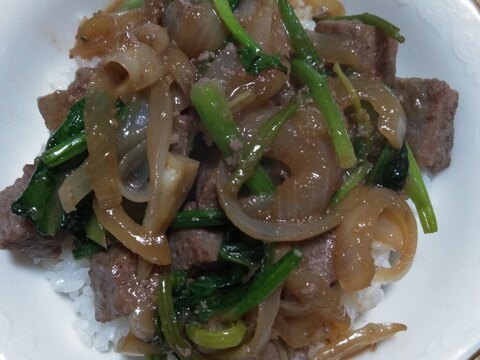 肉とほうれん草の焼き肉のタレ丼